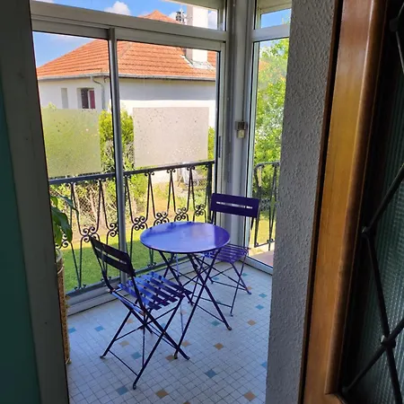 Gite Maison D'allier Vakantiehuis *